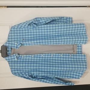 Vineyard Vines Gingham Button Down with Long Sleeve Shirt Lot